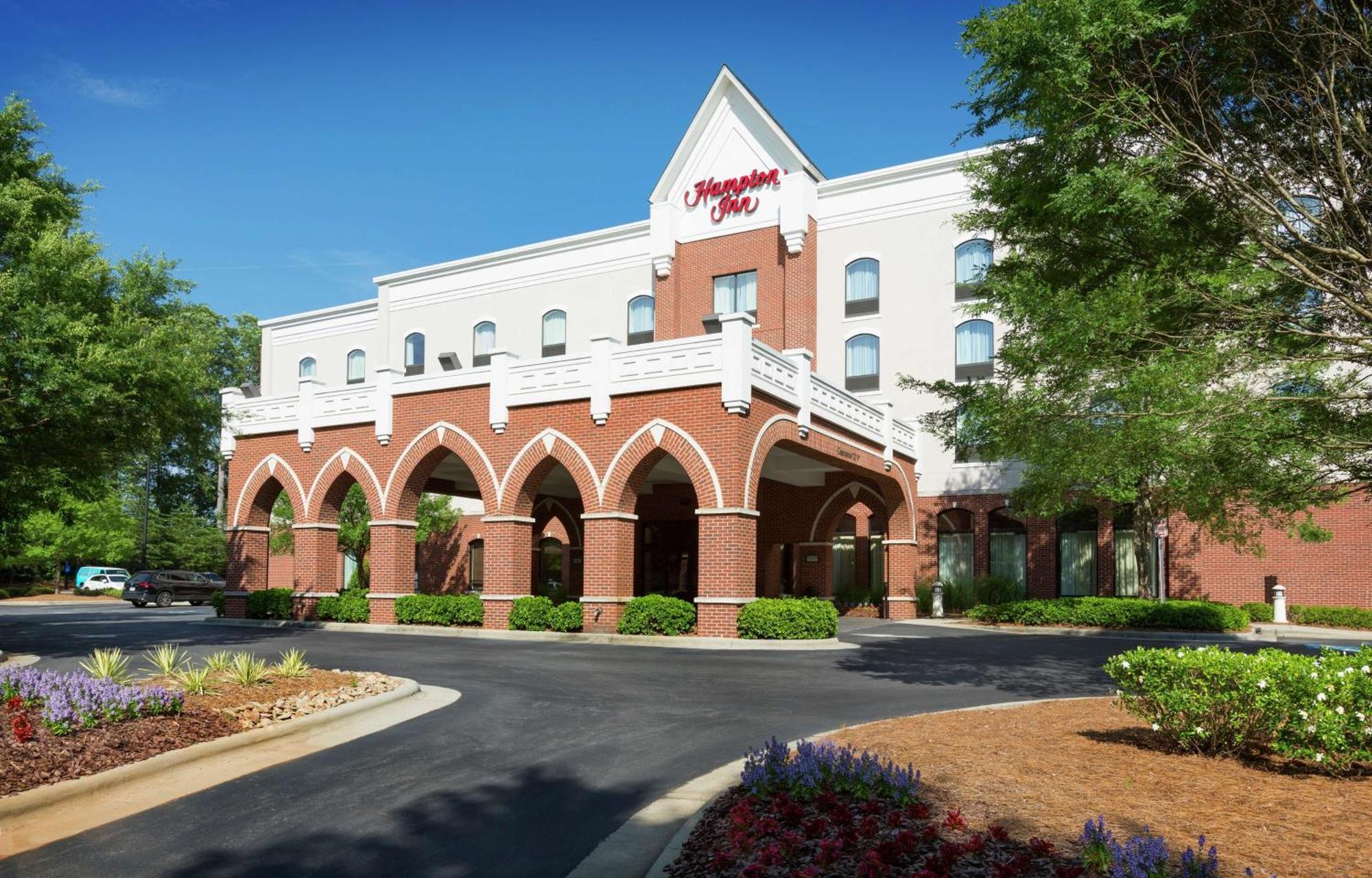Hampton Inn Belmont At Montcross Exteriör bild